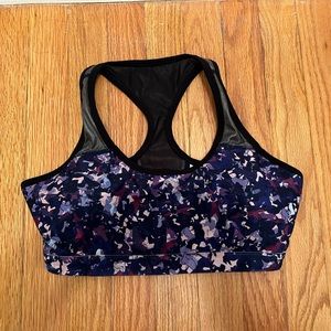 Fabletics Amna Reflective Sports Bra
